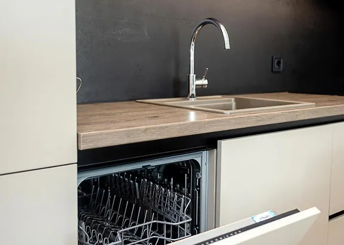 Skyline - Stylish 1bd By Flat Mаnаger