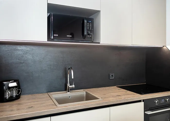 Skyline - Stylish 1bd By Flat Mаnаger